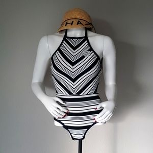 Anne cole studio swimming 🏊‍♀️  suit